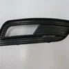 AUDI A4- 13/15; SİS LAMBA KAPAĞI SAĞ SİS DELİKLİ (NİKELAJ ÇITASIZ) (TYG) 8K0807682K01C
