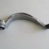 AUDI A4- 13/15; ÖN ALT TABLA SOL EĞRİ TİP BURÇLU/ROTİLLİ (65 MM M14) (SALINCAK) ALÜMİNYUM (SH) 8K0407693T