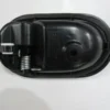 DACIA SANDERO- 09/12; ÖN KAPI İÇ AÇMA KOLU SOL SİYAH (ELCEĞİ GÜMÜŞ GRİ) 8200174075