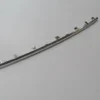FIAT LINEA- 12/17; ÖN TAMPON ÇITASI ALT ORTA NİKELAJLI 735547969