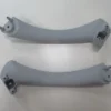 BMW 3 SERI- E90- 05/11; ÖN KAPI İÇ ÇEKME KOLU SAĞ/SOL SET (2 PARÇA) GRİ