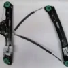 BMW 1 SERI- E87- 04/11; ÖN CAM KRİKOSU SAĞ ELEKTRİKLİ/MOTORSUZ (TW) 51337138466