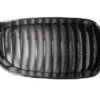 BMW 1 SERI- E87- 09/11; ÖN PANJUR SAĞ SİYAH/NİKELAJ ÇERÇEVELİ (TYG) 51137179656