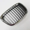 BMW 5 SERI- E39- 01/03; ÖN PANJUR SAĞ NİKELAJLI/SİYAH (TW) 51137005838