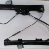 BMW 5 SERI- E60- 04/10; ÖN CAM KRİKOSU SAĞ ELEKTRİKLİ/MOTORSUZ (TW) 51337075668