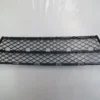 BMW 5 SERI- E60- 07/10; ÖN TAMPON PANJURU ORTA SİYAH (TW) 51117178115
