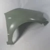SUZUKI SX4- 07/13; ÖN ÇAMURLUK DELİKLİ SAĞ DODİK DELİKSİZ (GRİ BOYALI) (SIMYI) 57611-80J20