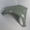 SUZUKI SX4- 07/13; ÖN ÇAMURLUK DELİKLİ SOL DODİK DELİKSİZ (GRİ BOYALI) (SIMYI) 57711-80J20
