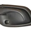 SUZUKI GRAND VITARA- 98/02; ÖN KAPI İÇ AÇMA KOLU SOL GRİ (TYG) 83102-77A10-T01