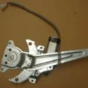 SUZUKI SWIFT- 05/11; ARKA CAM KRİKOSU SAĞ ELEKTRİKLİ/MOTORLU (TW) 83502-63J10