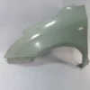 SUZUKI SWIFT- 05/07; ÖN ÇAMURLUK DELİKLİ SOL (GRİ BOYALI) (SIMYI) 57711-63J10