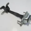 FORD MONDEO- 93/00; ÖN KAPI DURDURUCUSU SAĞ/SOL AYNI (ADET) (KAPI GERGİSİ) 1022023