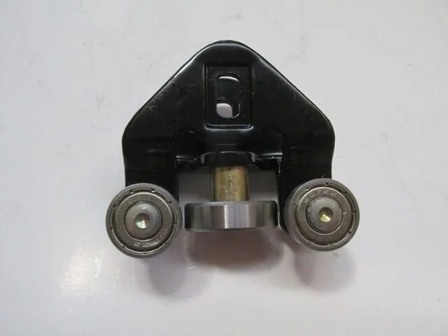 FORD TRANSIT CONNECT- 02/09; SÜRGÜLÜ KAPI ÜST RAY BAĞLANTISI SAĞ/SOL AYNI (ADET) 2T14 V25028 AD