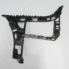 VOLKSWAGEN JETTA- 6- 11/14; ARKA TAMPON BAĞLANTI BRAKETİ SAĞ (YAN KULAĞA BAĞLANAN) (TW) 5C6807394