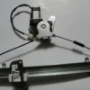 MITSUBISHI GALANT- 88/91; ÖN CAM KRİKOSU SOL ELEKTRİKLİ/MOTORLU 2FİŞLİ MB517473