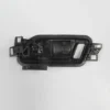 VOLKSWAGEN AMAROK- 11/16; ÖN KAPI İÇ AÇMA KOLU SAĞ SİYAH (ELCEĞİ GÜMÜŞ GRİ) (HUSHAN) 2H0837114DUBN