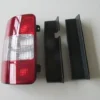 VOLKSWAGEN CADDY- 04/10; STOP LAMBASI SOL KIRMIZI/BEYAZ (BAGAJ KAPAĞI YUKARI/YANA AÇILIR TİP) (MARS) 2K0945095N
