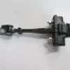 RENAULT CAPTUR- 13/19; ARKA KAPI DURDURUCUSU SAĞ/SOL AYNI (ADET) (KAPI GERGİSİ) 824305607R