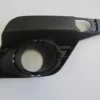 RENAULT SYMBOL- 17/21; SİS LAMBA KAPAĞI SAĞ (SİS DELİKLİ) 261A23101R