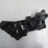 RENAULT CLIO- 4- HB- 13/16; ARKA TAMPON İÇ BAĞLANTI BRAKETİ SOL (UÇ KISIM) (PLASTİK) (TW) 850451609R