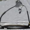RENAULT MEGANE- 1- 98/99; ÖN CAM KRİKOSU SAĞ ELEKTRİKLİ/MOTORLU 7700834346