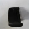 RENAULT KANGOO- 98/03; ORTA KAPI DIŞ AÇMA KOLU SAĞ ANAHTAR DELİKSİZ SİYAH (HUSHAN) 8200042082