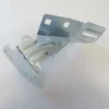 PEUGEOT 208- 12/20; ÖN ÇAMURLUK BRAKETİ SAĞ 9802294980