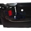 TOYOTA COROLLA- ZZE121- 02/06; ÖN KAPI İÇ AÇMA KOLU SAĞ (ELCEĞİ SİYAH) (HUSHAN) 69205-02110-B0