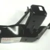 TOYOTA HILUX- PICK UP LN145- 98/01; ÖN ÇAMURLUK İÇ BAĞLANTI BRAKETİ SOL (TW) 53706-35040