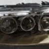 MAZDA 6- SD- 2006; FAR LAMBASI SAĞ ELEKTRİKLİ/MERCEKLİ/SİSLİ (H1/H1/H3) (FAMELLA) GRYR-51-0K0B