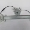 HYUNDAI ELANTRA- 95/97; ÖN CAM KRİKOSU SAĞ ELEKTRİKLİ/MOTORSUZ (ÜÇGEN TİP) 82404-28101