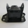 OPEL CORSA- C- 04/06; ÖN TAMPON DEMİRİ BAĞLANTI AYAĞI SAĞ (ŞASİ UCUNA BAĞLANAN) 9165535