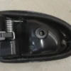 OPEL MOVANO- 04/06; ÖN KAPI İÇ AÇMA KOLU SAĞ SİYAH (PÜTÜRLÜ) (PLEKSAN) 7700353282